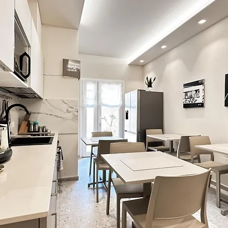 R&b Dimora Teodorico Guest house *