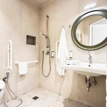 R&b Dimora Teodorico Guest house *
